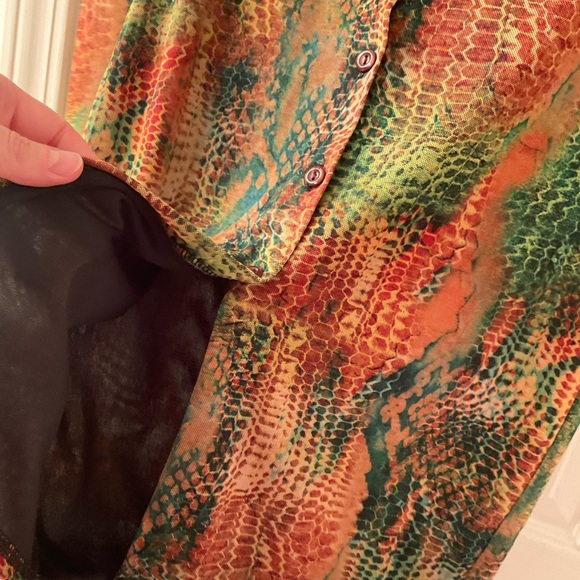 PrettyLittleThing Multicolor Patterned Dress - Picture 9 of 9